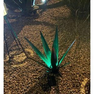 Large Tequila Rustic Sculpture, Rustic Metal Agave Plants for Outdoor Patio Yard